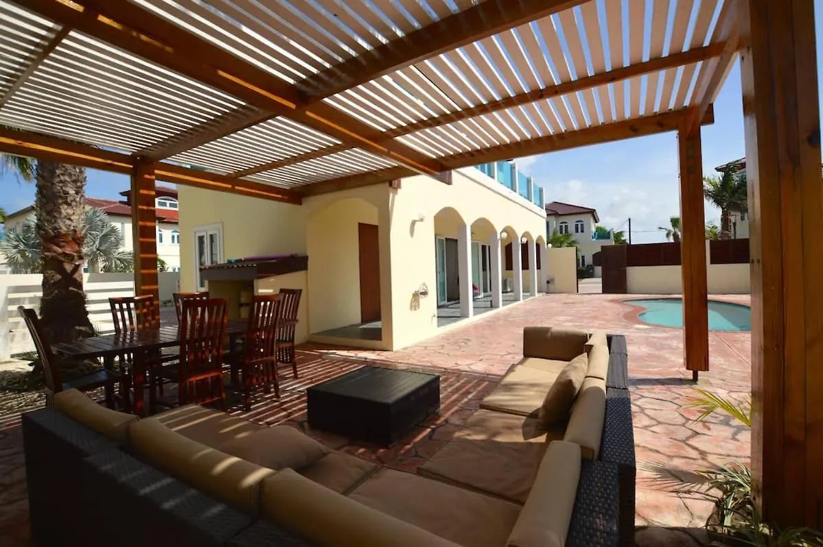 Merlot Villas Aruba Palm Beach