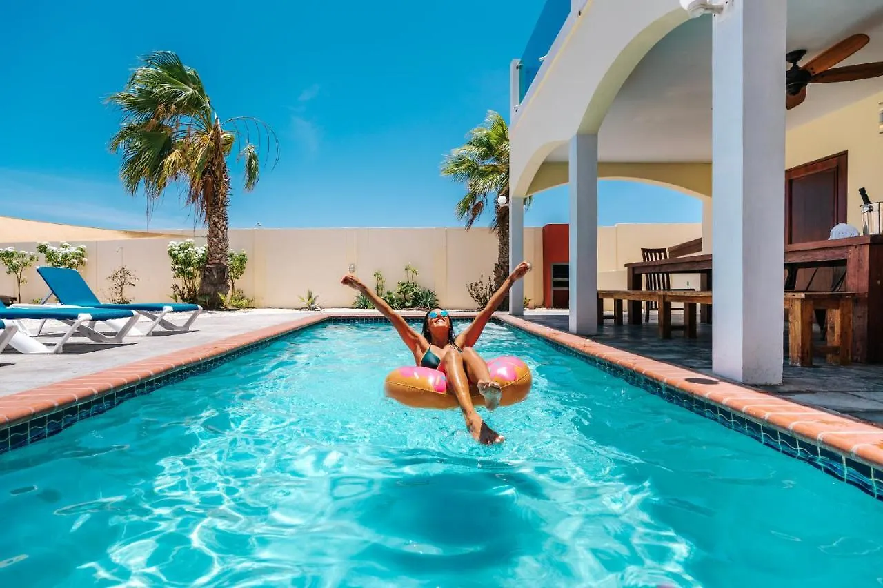 Merlot Villas Aruba Palm Beach